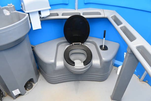 Best Construction site porta potty rental  in Oostburg, WI
